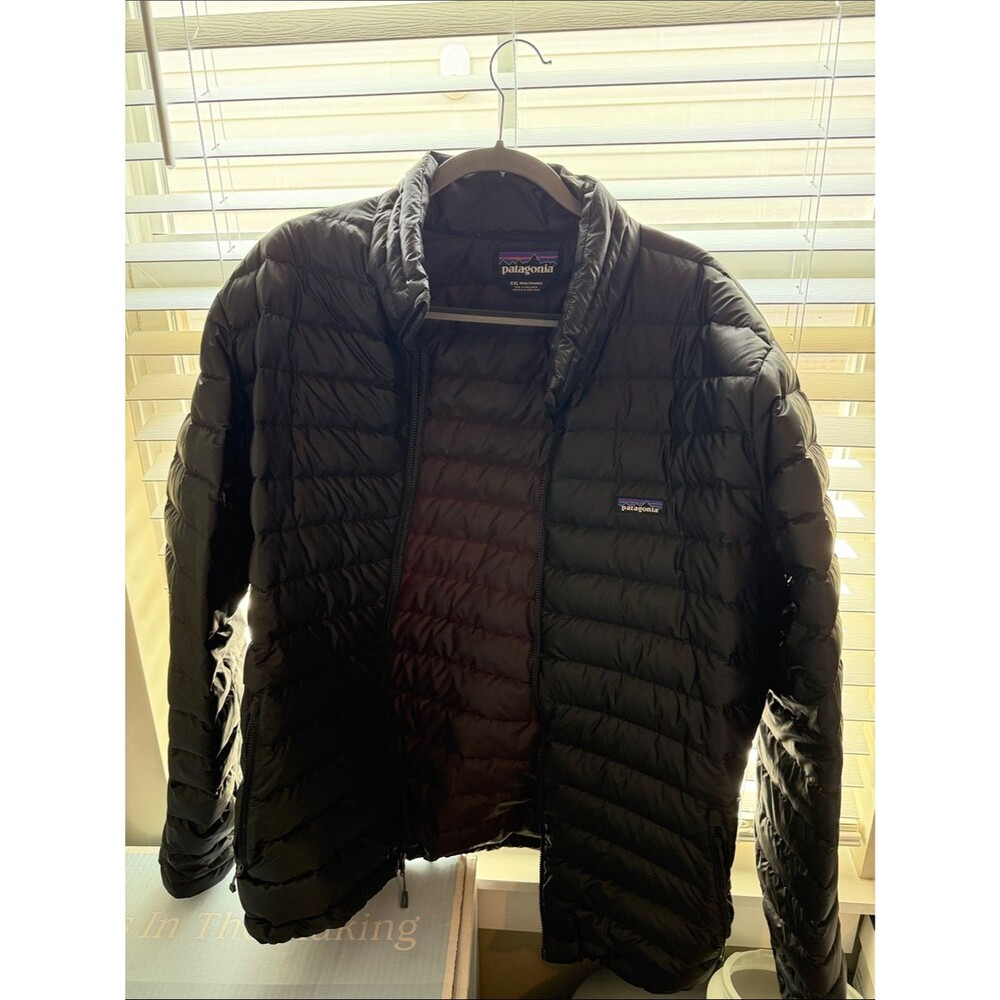Patagonia Black Quilted Puffer Jacket